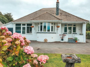 Hillcrest Coastal Retreat close to Sandy Cove